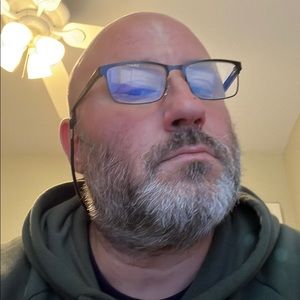 Meet your Posher, Lee